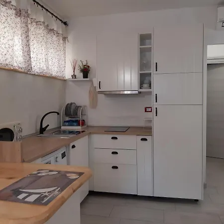 Apartment Soleil Royal Piano Terra Viareggio